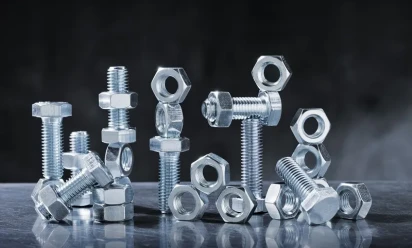 Rosteri ja A4 happoteras kiinnikkeiden kiinnileikkautuminen